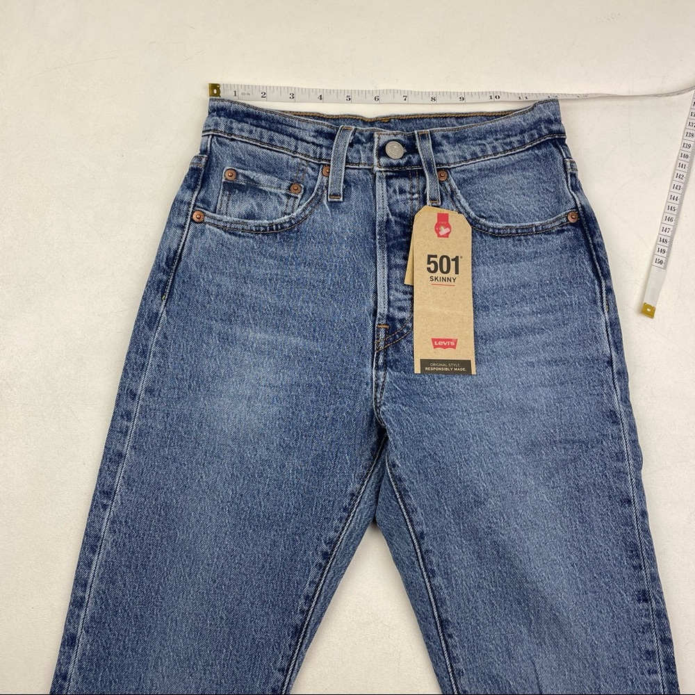 NWT Levi’s 501 High Waist wedgie fit Jeans - Picture 3 of 9